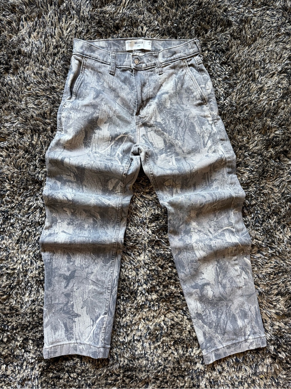 Hollister Men's Gray Camouflage-Pattern Relaxed Jeans